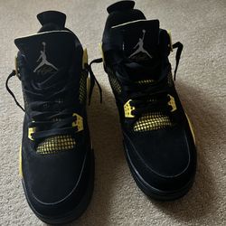 Jordan 4 Yellow Thunder 