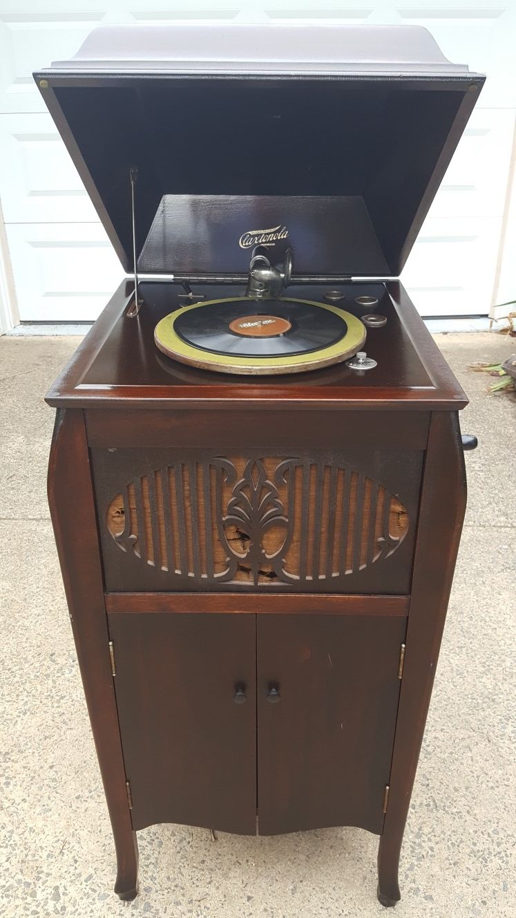 1920's Antique Claxtonola Victrola Phonograph Record Player