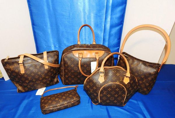 Several LV Authentic Purses to choose from, Priced from $449 and up (READ BELOW) for Sale in ...