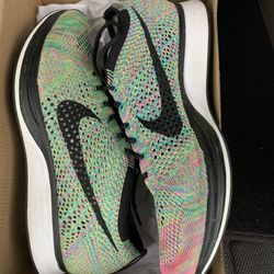 Nike Flyknit Racer Multicolor 2.0 Green Strike Men's Size 9.5 RARE