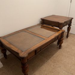 Set 2 Vintage Coffee And End Tables 