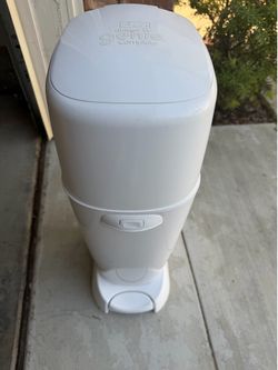 diaper genie pail
