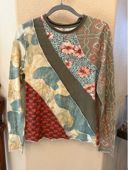 We The Free Multicolor Floral Weekday Night Long Sleeve Boho Tee Size Large