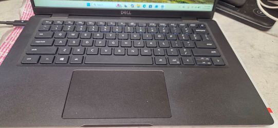 Dell latitude 7420 i5 11 gen 8Ram 256SSD camera wifi win 11-office good battery and charger