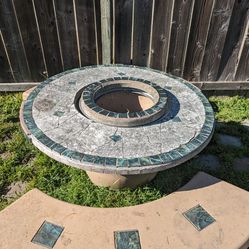 Circular Hollow Concrete Patio Set