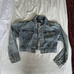 Women’s Jean Jacket