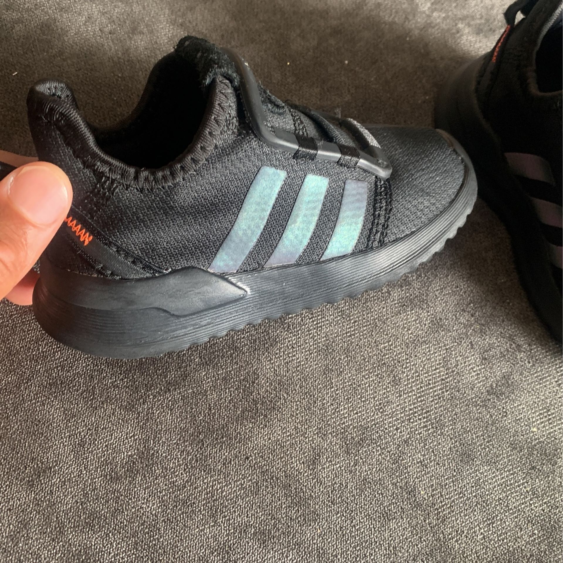 Adidas 7c $20