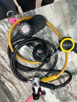Aqualung Dive computer and Regulator set