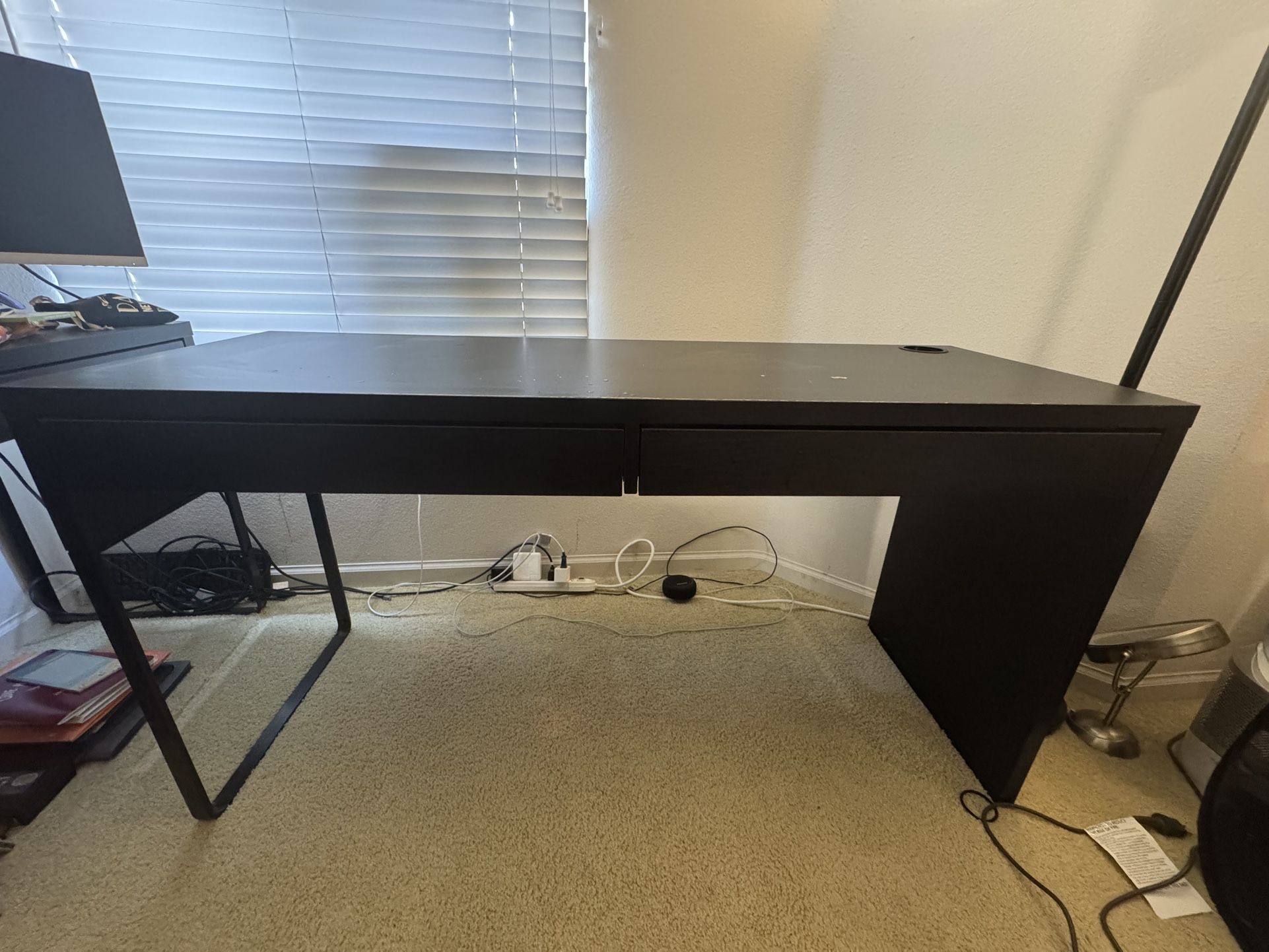 IKEA Micke desk