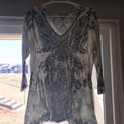 Ladies long sleeve shirt