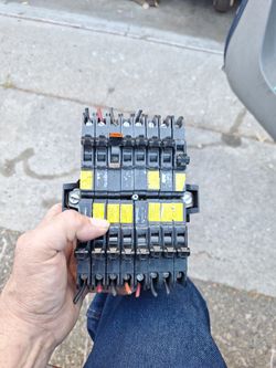 Federal Electric Curcuit Breakers