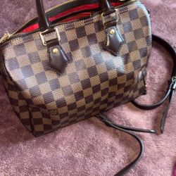 Louis Vuitton Speedy 