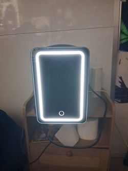 Personal mini fridge