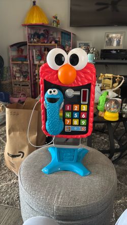 Sesame Street Elmo's Sing & Learn Playphone