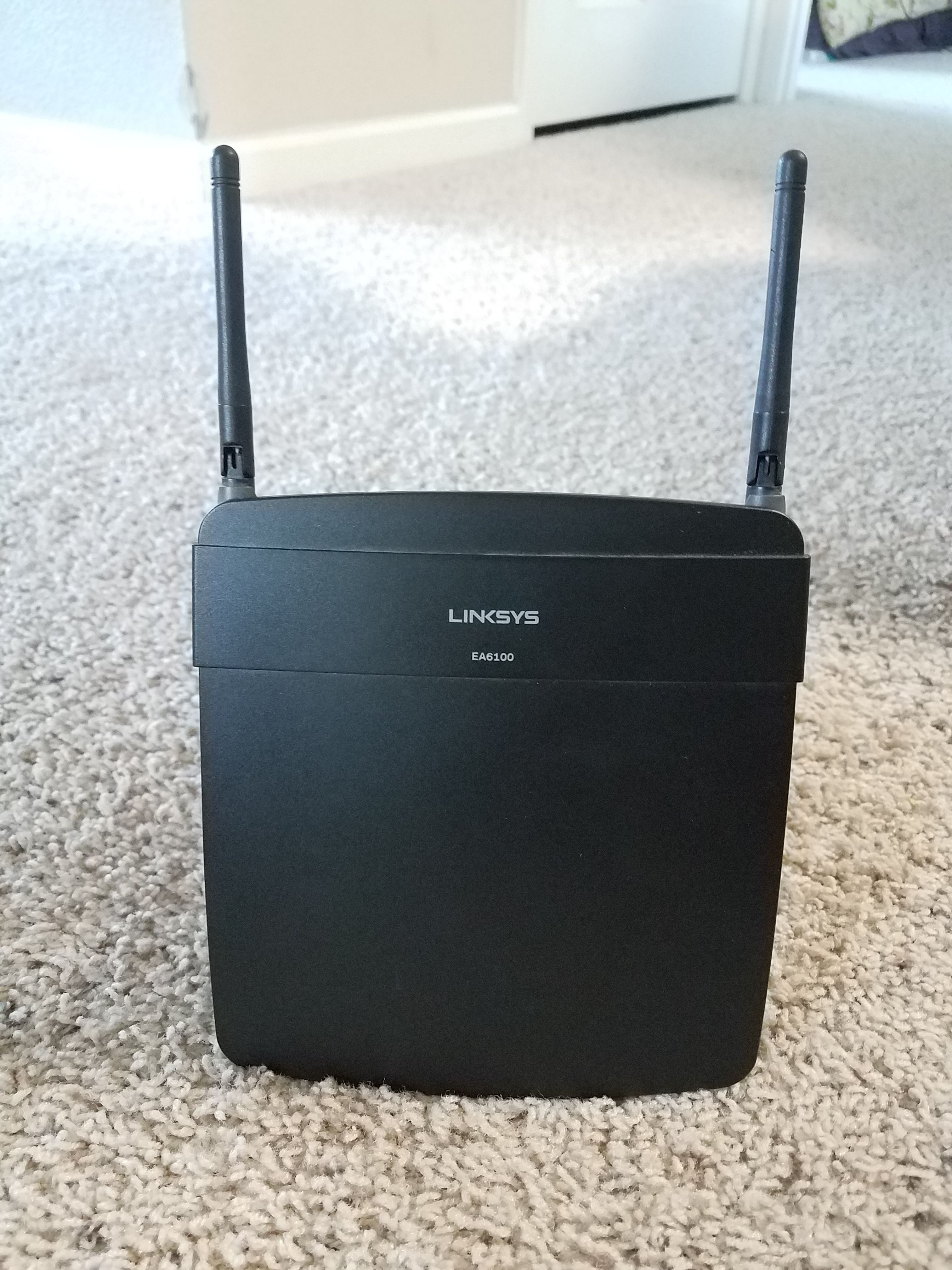 LINKSYS EA6100 AC1200 DUAL-BAND WI-FI ROUTER