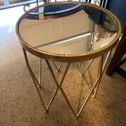 Table With Mirror