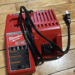 Firm! Milwaukee M12 and M18 12-Volt/18-Volt Lithium-Ion Multi-Voltage Battery Charger