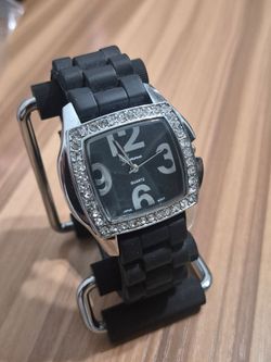 Geneva diamond bezel ladies watch