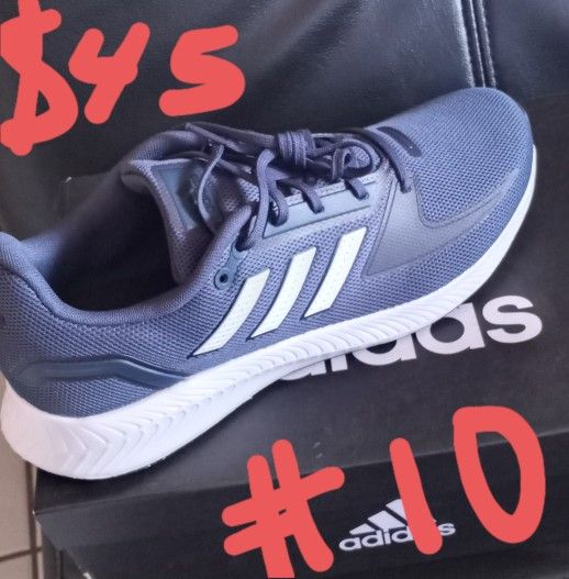 ADIDAS NUEVOS num. 10. $45