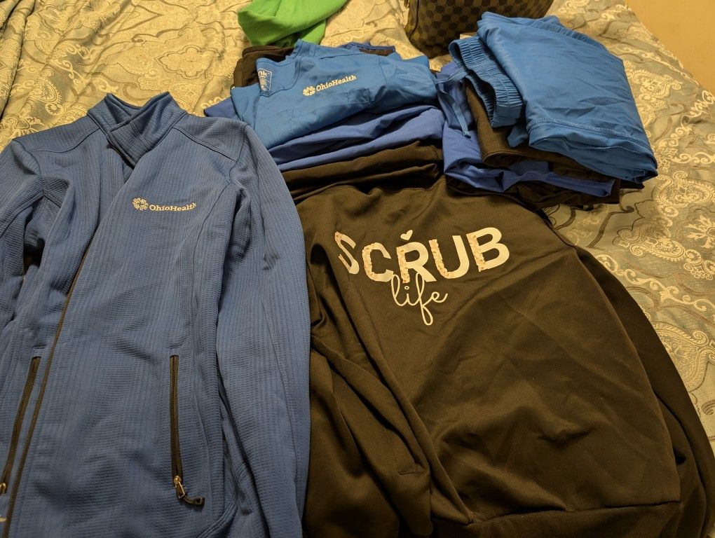 Ohio Health Large Scrubs