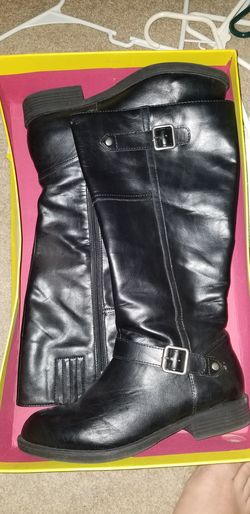 Kenneth cole boots size 10