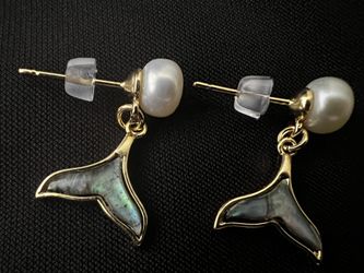 Natural pearls Gold Plated Earrings