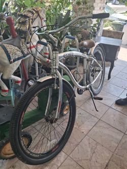 Genesis Cruiser Bike Silver