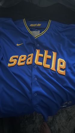 MLB at Nike certified and authentic  4x Ken Griffey Junior city Connect jersey