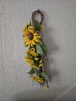 Sunflower Swag