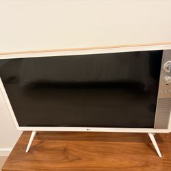 Retro LG 42” TV on Mid Century Style Legs – Unique Design