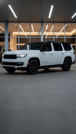 2023 Jeep Wagoneer