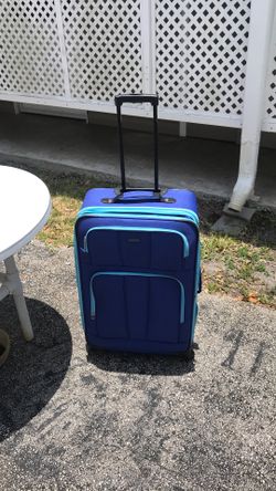 Spacious Luggage Rolling Suitcase