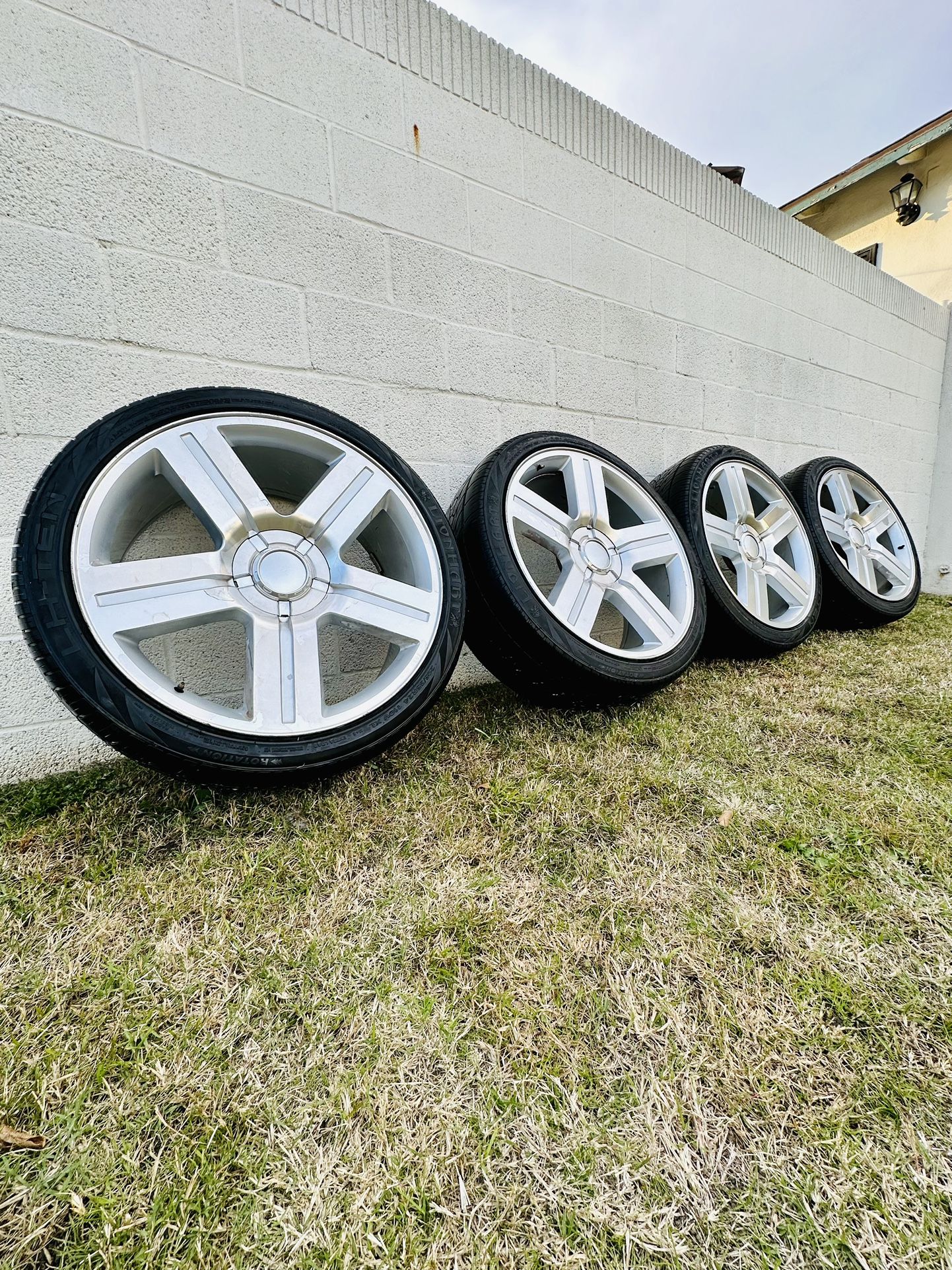 Tex 2 Rims 24” Texas Edition Wheels And Tires for Sale in Lakewood, CA - OfferUp