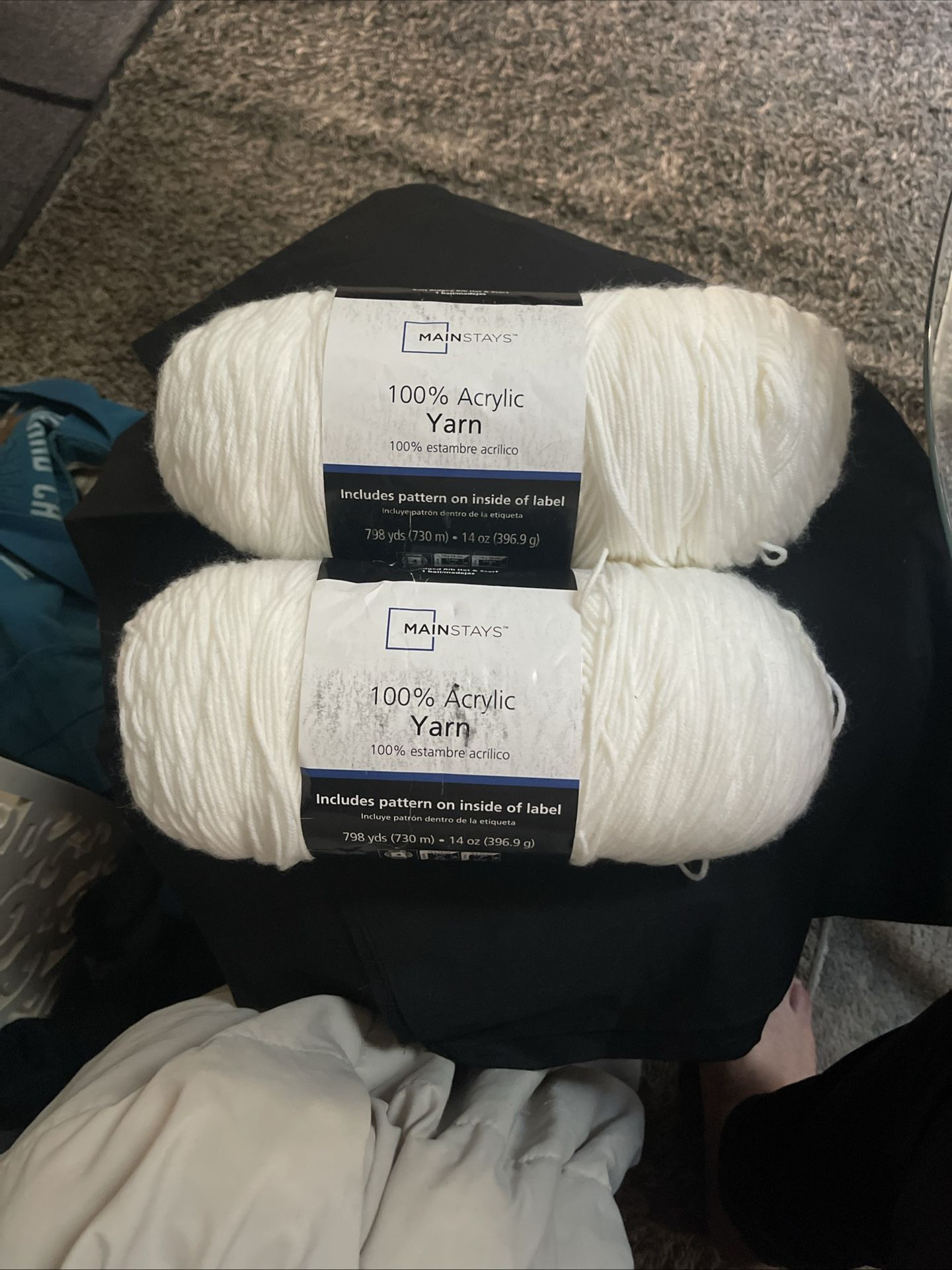 Lot of 2 Mainstays 100% Acrylic Yarn 397 yds 7 oz - White, Purple & Pink NWT