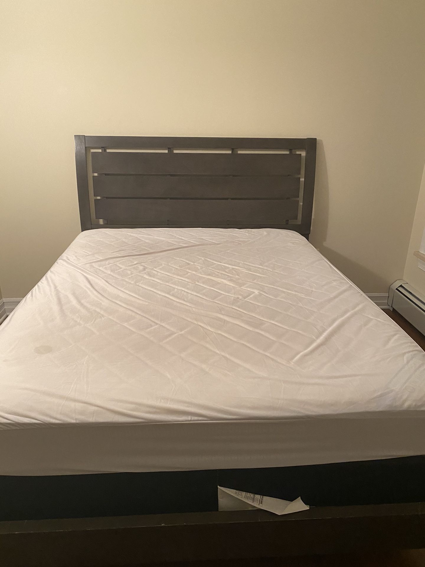 Full Queen size bed (mattress and frame)