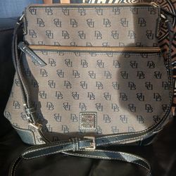 DOONEY BURCH SHOULDER BAG