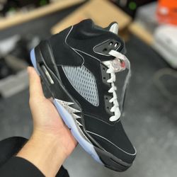 Jordan 5 Retro OG Metallic Reimagined 
