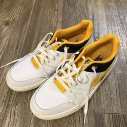 Nike Tennis Shoes Size 8