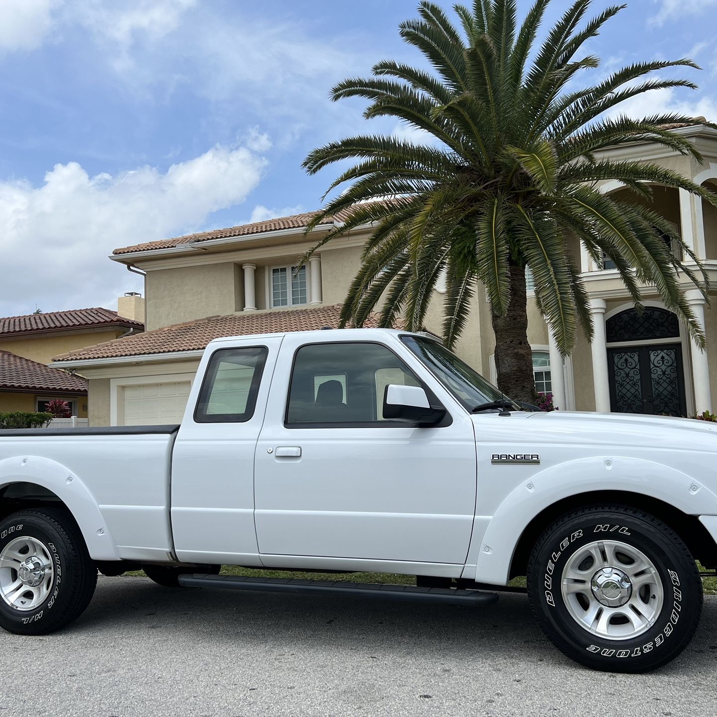 FORD RANGER EXT CAB - 1 OWNER