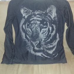 Tiger Sweater Girls