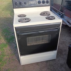 Frigidaire Electric Stove