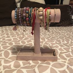 Bracelet Holder And Bracelets