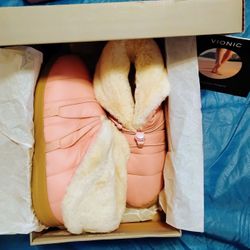 New Women's Vionic Gabrie Pink Slippers 7.5
