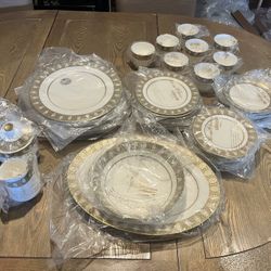 45 Piece Mikasa Bone China Set