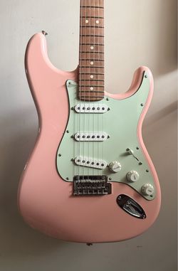 2019 MIM Shell Pink Stratocaster CME Exclusive