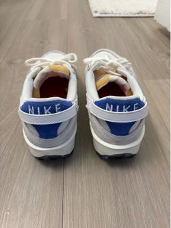 NIKE SNEAKERS