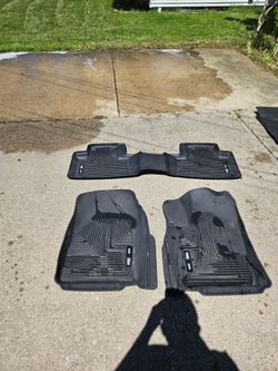 Dodge Durango floor liners, cargo ,liner and retractable cargo cover