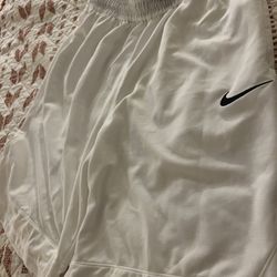 New Med Niki’s Pants 15$