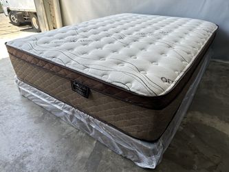 King organic cloud edition Europillow top 12inch Matres!!