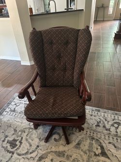 Swivel chair